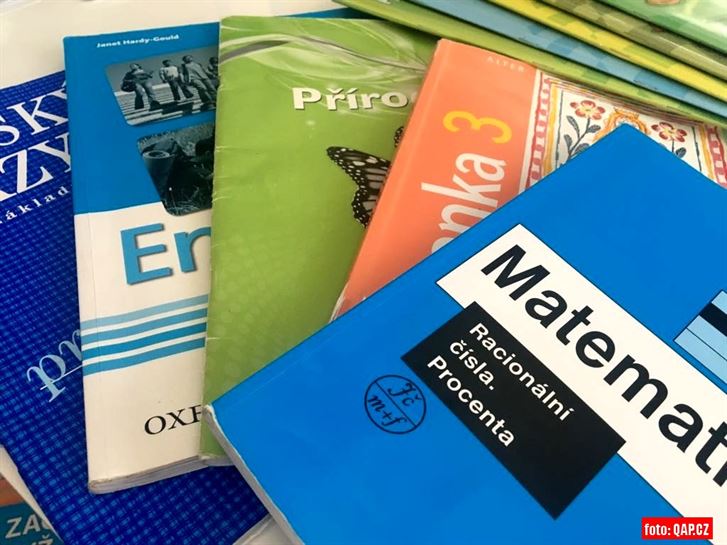 Gymnázium Lovosice pořádá Burzu učebnic