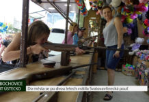 LIBOCHOVICE: Do města se po dvou letech vrátila Svatovavřinecká pouť