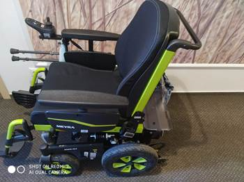 V Litoměřicích někdo ukradl invalidní vozík, hledají se svědci