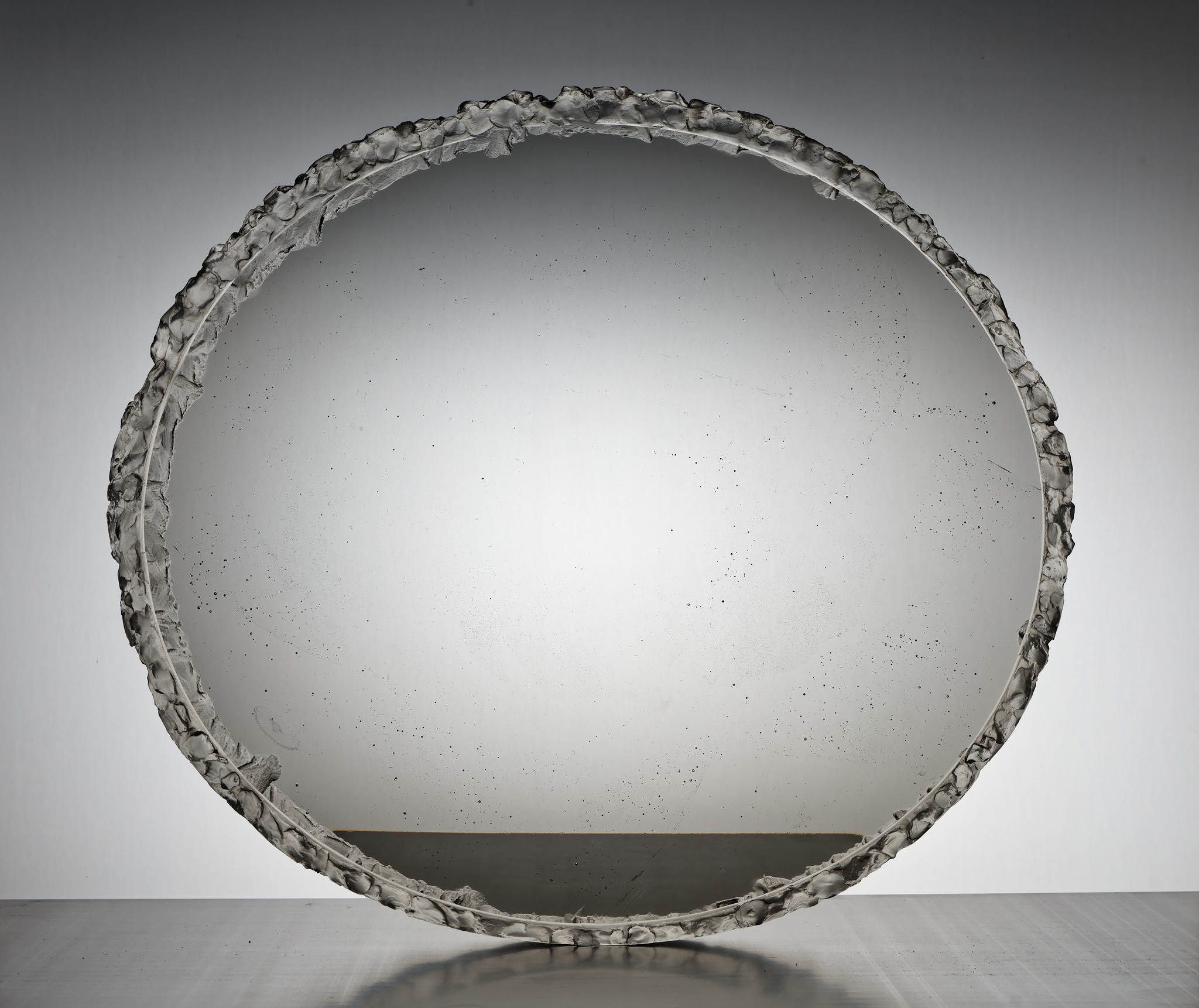 Jiří Nid Suchý v Severočeské galerii propojí sklo, obraz a fotografii