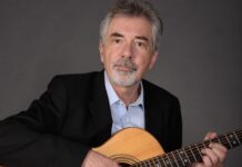 Zpívající právník Ivo Jahelka přijede do Libochovic