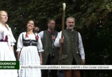 ROUDNICE N.L.: Hora Říp má novou publikaci, kterou pokřtili v Den české státnosti