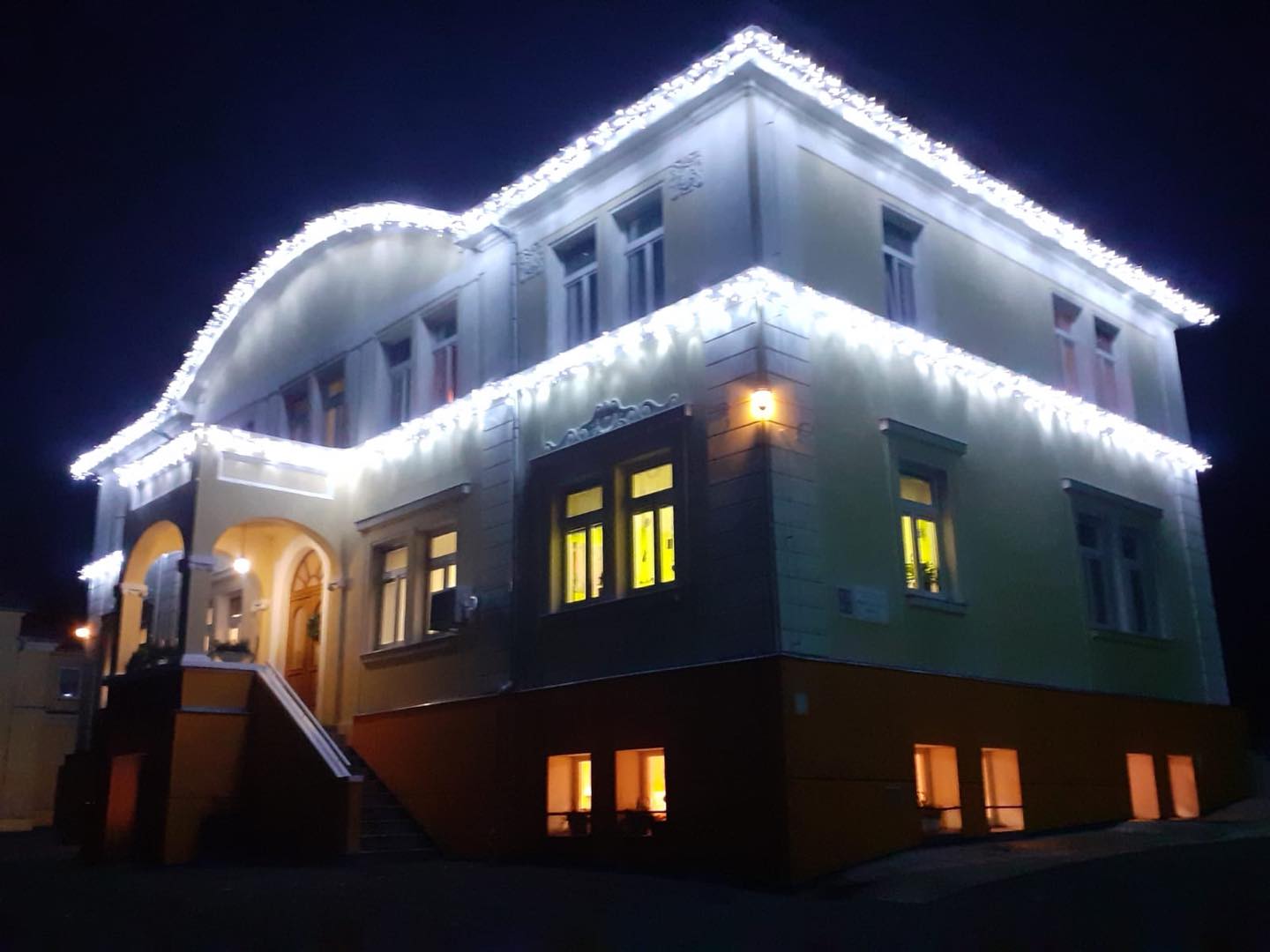 Rozsvícení Domova Na Pustaji bude i s ohňostrojem