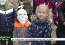 ROUDNICE N. L.: Na strašidelnou stezku zámkem se vypravily stovky lidí