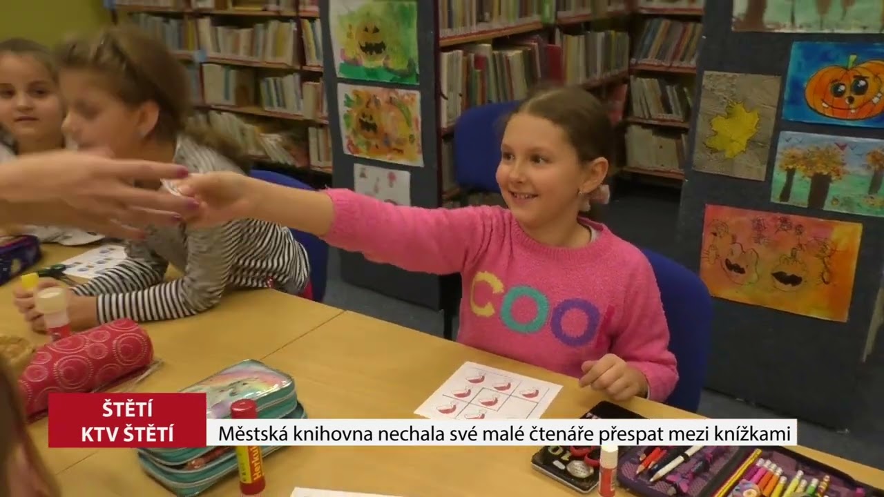ŠTĚTÍ: Městská knihovna nechala své malé čtenáře přespat mezi knížkami