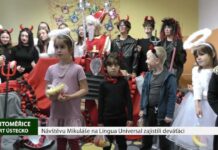 LITOMĚŘICE: Návštěvu Mikuláše na Lingua Universal zajistili deváťáci