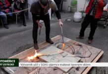 LITOMĚŘICE: Výtvarník učil v SGVU zájemce malovat taveným sklem