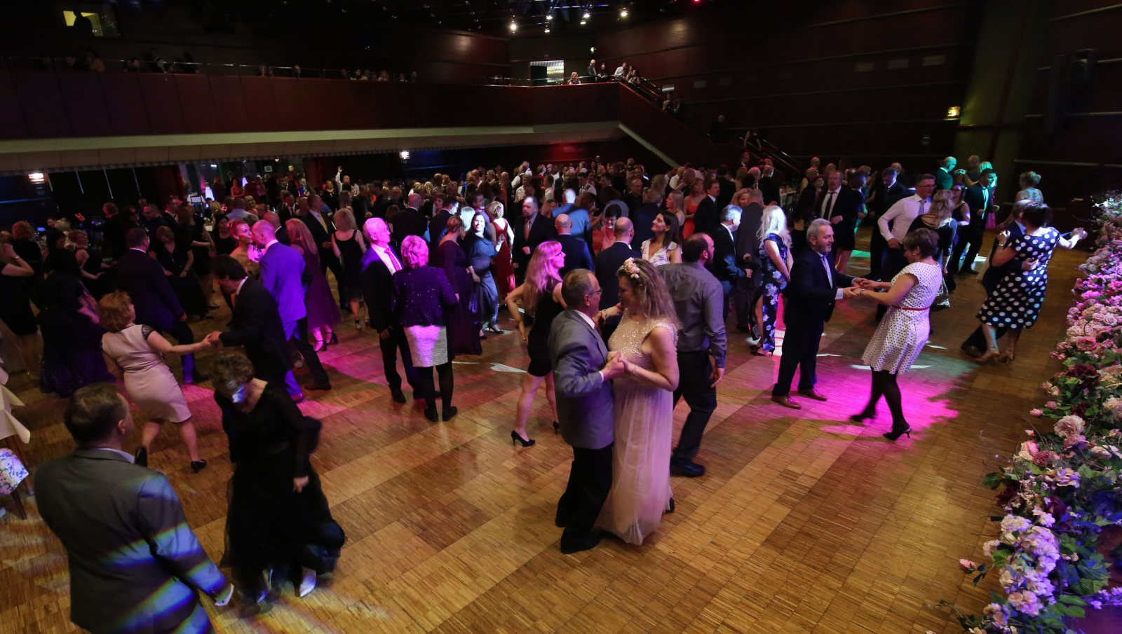 Vstupenky na Ples jara a přátel vína rychle mizí