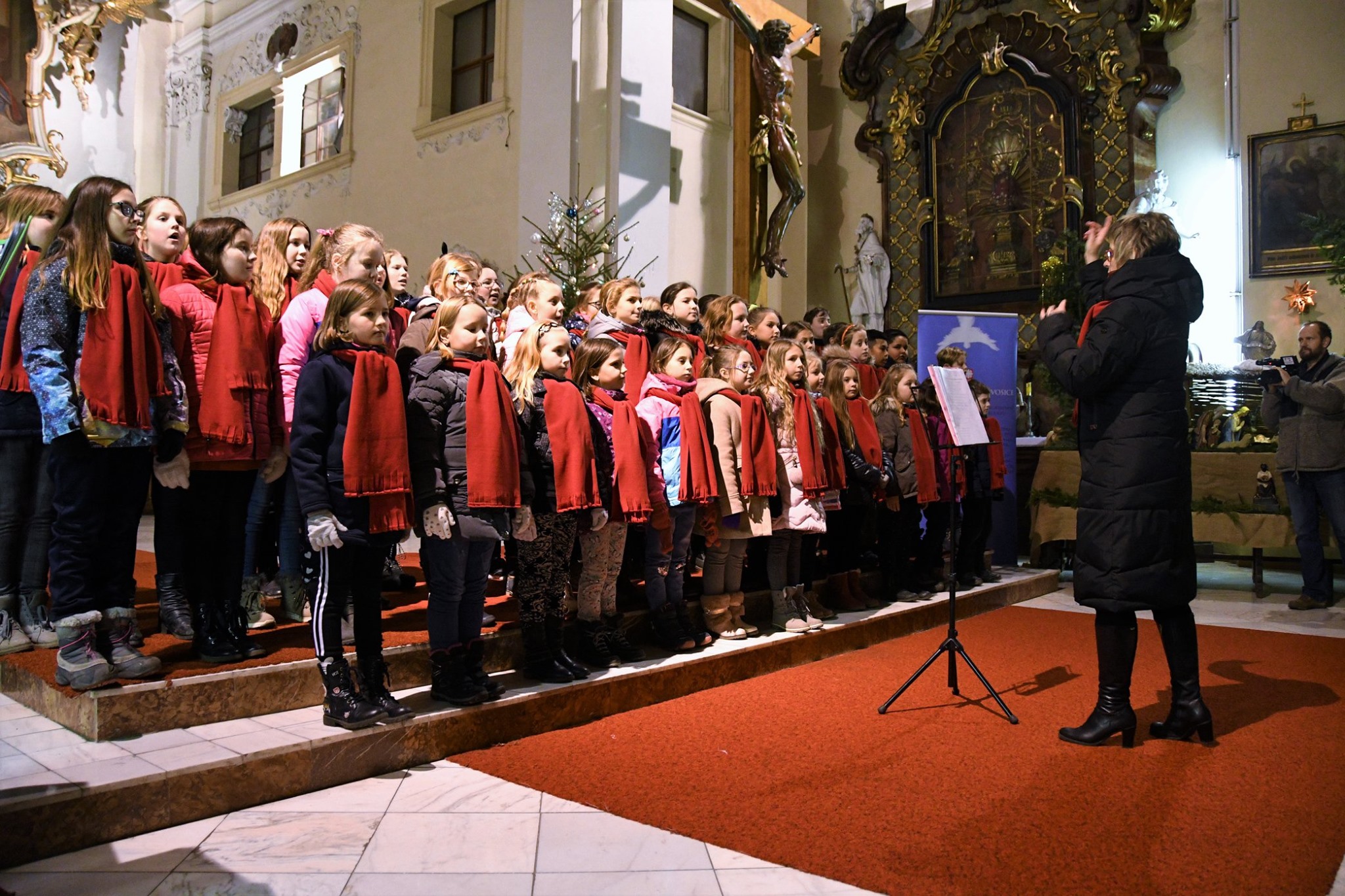 Lovosické sbory na Tříkrálovém koncertě zazpívají pro Charitu