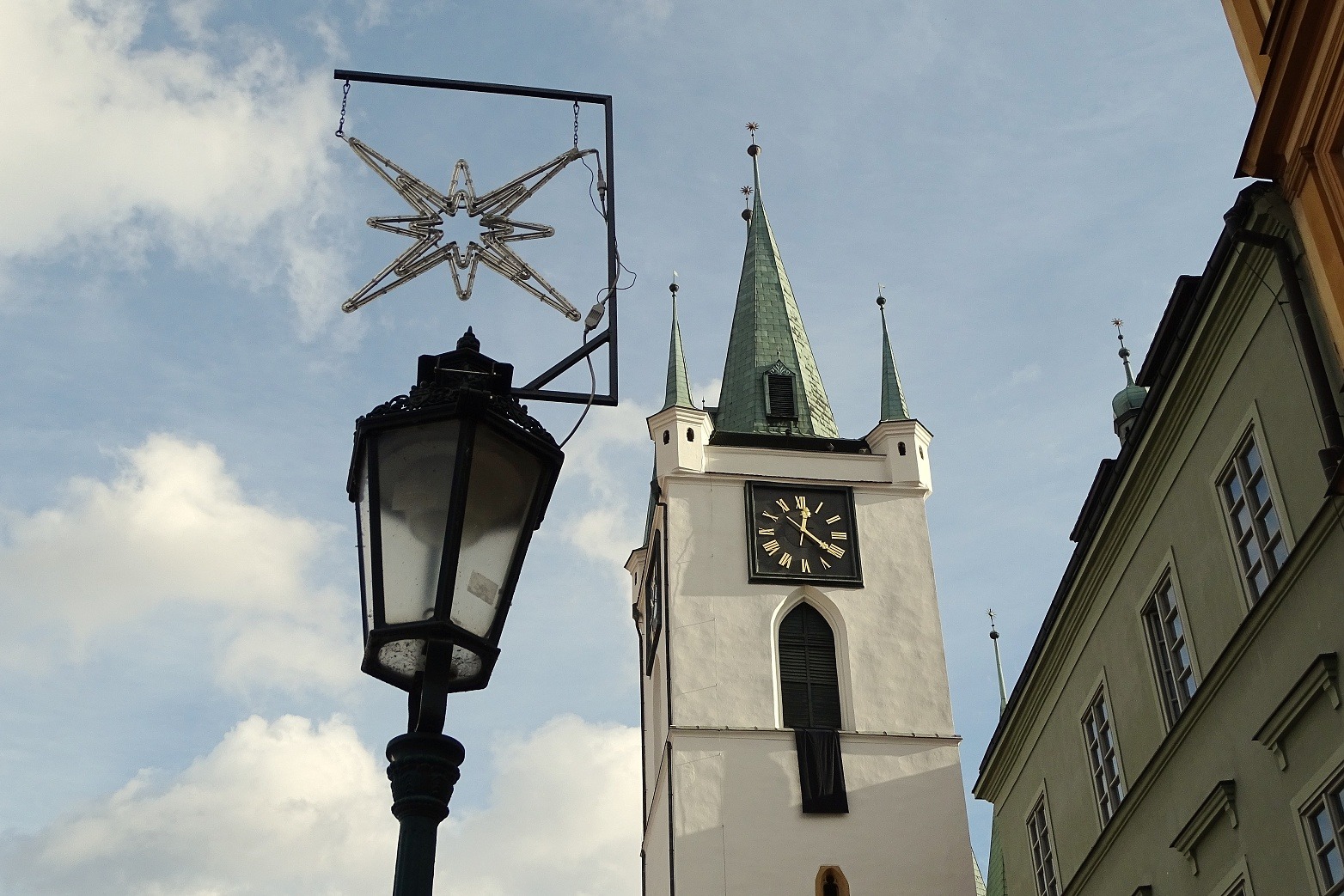 V Litoměřicích vlaje černý prapor na počest zesnulého Benedikta XVI.