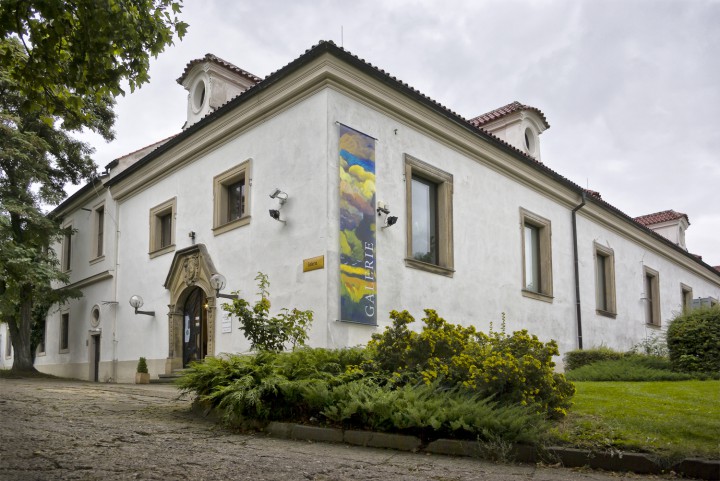 Volná místa: Roudnická galerie hledá kustody /kustodky do výstav