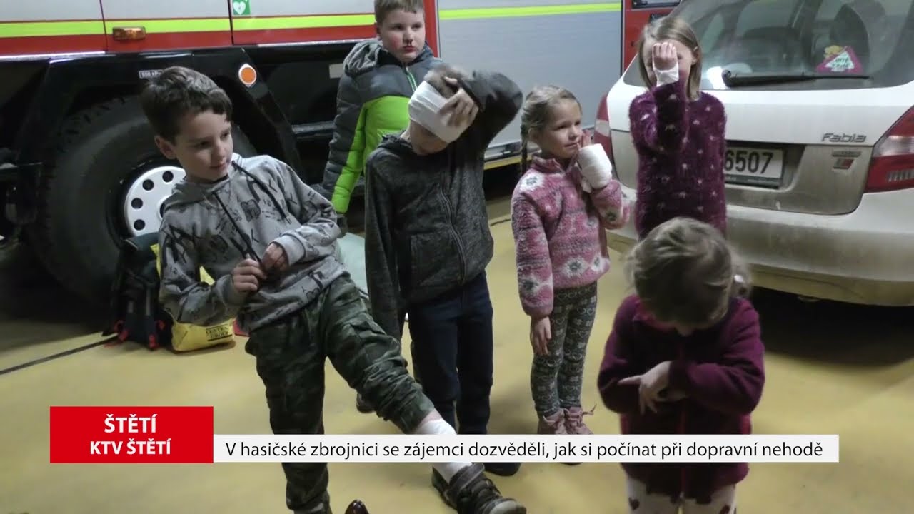 ŠTĚTÍ: V hasičské zbrojnici se zájemci dozvěděli, jak si počínat při dopravní nehodě