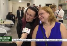 TŘEBENICE: Tombola na letošním Hasičském plese měla rekordních 350 cen