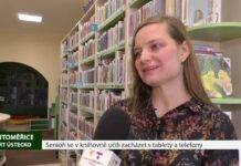 LITOMĚŘICE: Senioři se v knihovně učili zacházet s tablety a telefony