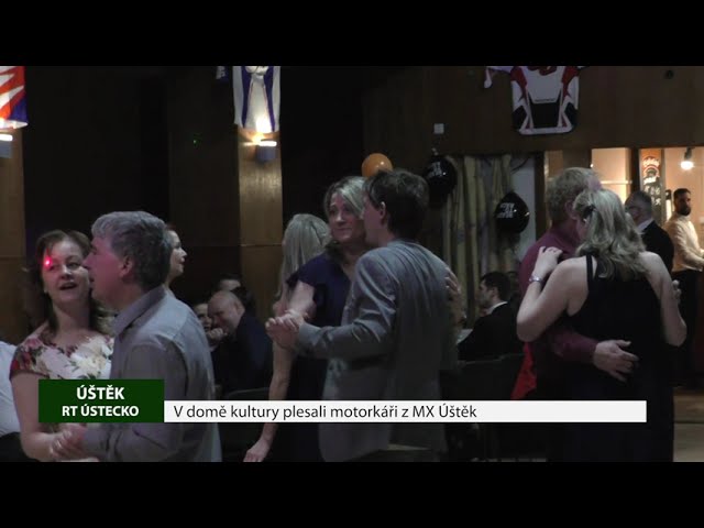 ÚŠTĚK: V domě kultury plesali motorkáři z MX Úštěk