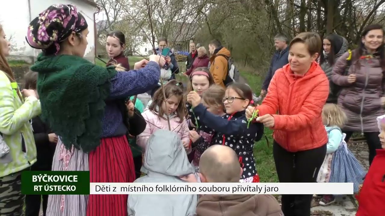 BÝČKOVICE: Děti z místního folklórního souboru přivítaly jaro