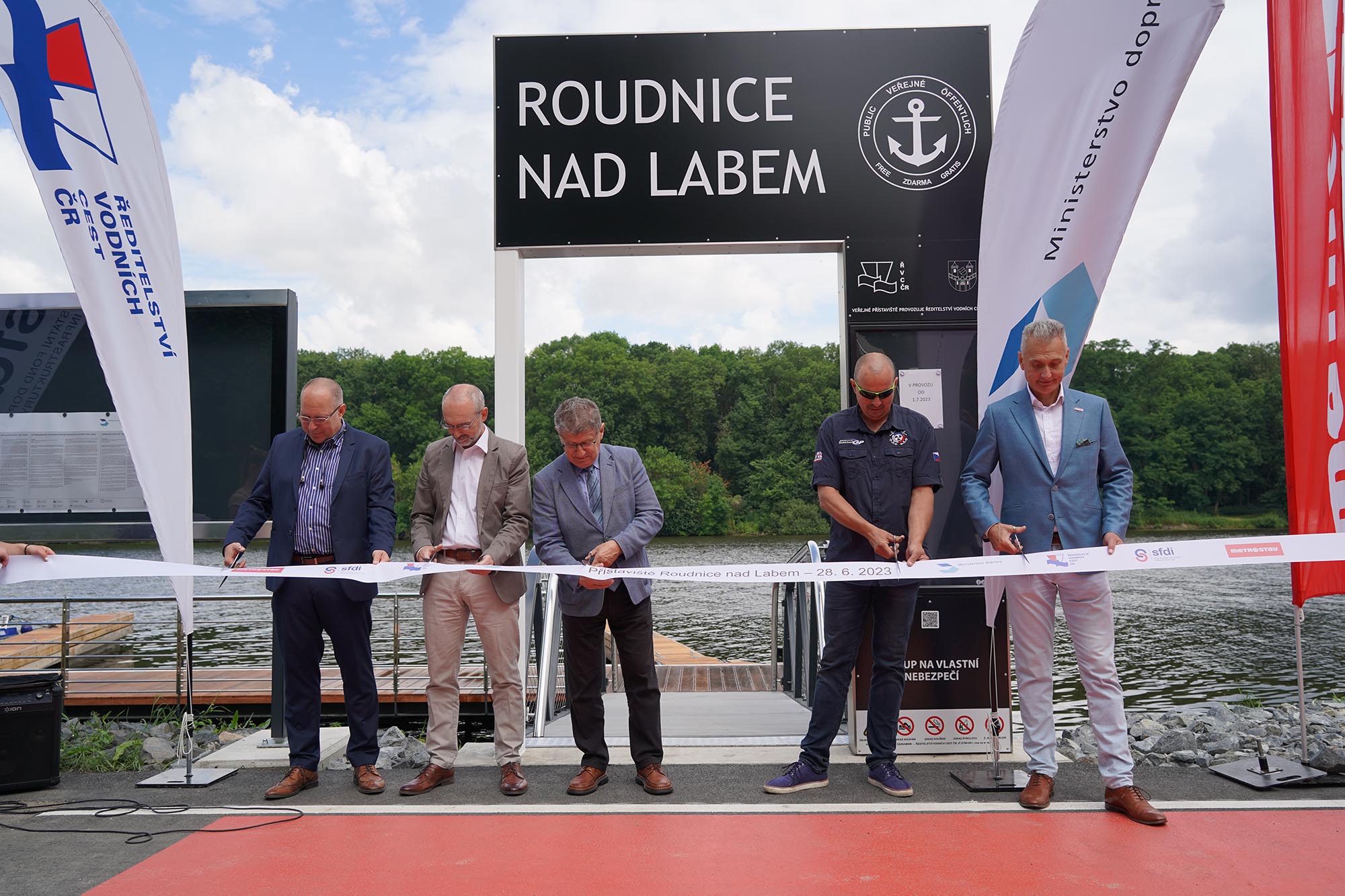 Přístaviště pro rekreační lodě v Roudnici nad Labem připraveno k provozu