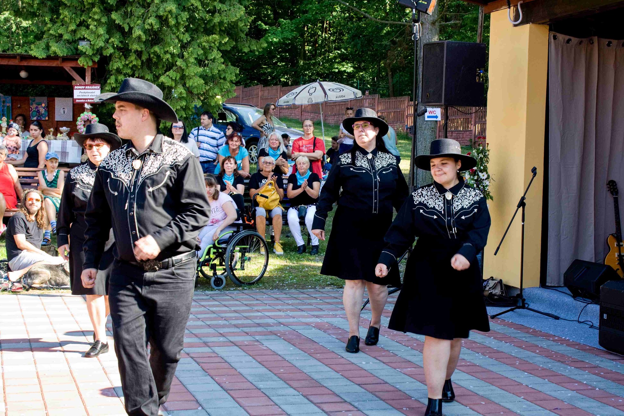 Festival Mezi domy dá opět prostor zdravotně postiženým umělcům