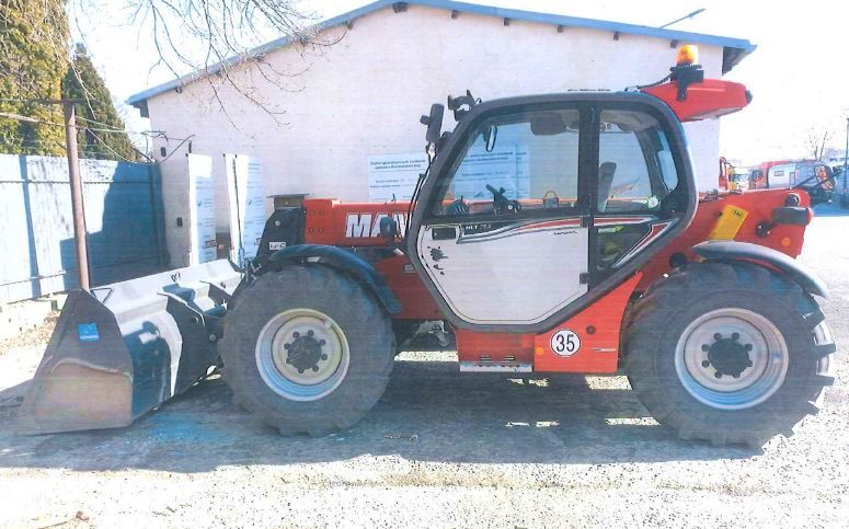 Policisté hledají odcizený nakladač