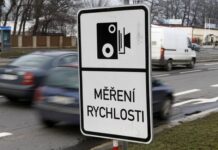 Policisté na Litoměřicku zkontrolovali 136 aut, padaly pokuty za rychlost