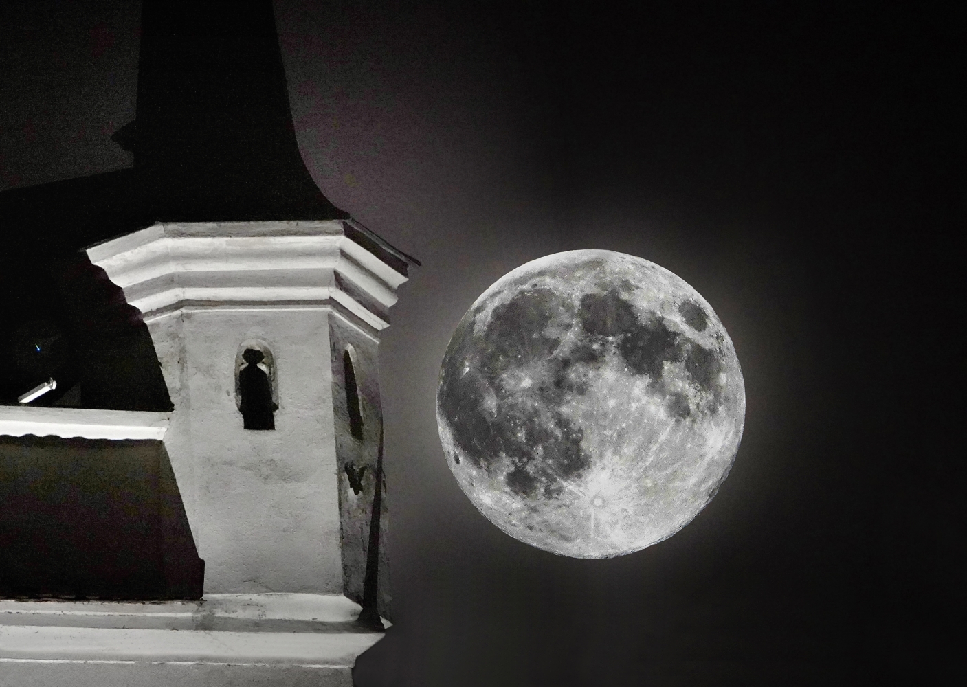 Uvidíme dnes večer superúplněk? Druhý bude posledního srpna!