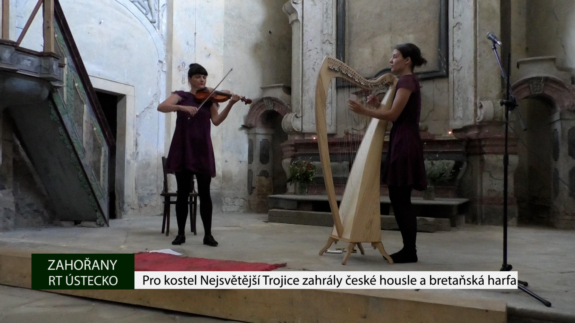 ZAHOŘANY: Pro kostel Nejsvětější Trojice zahrály české housle a bretaňská harfa