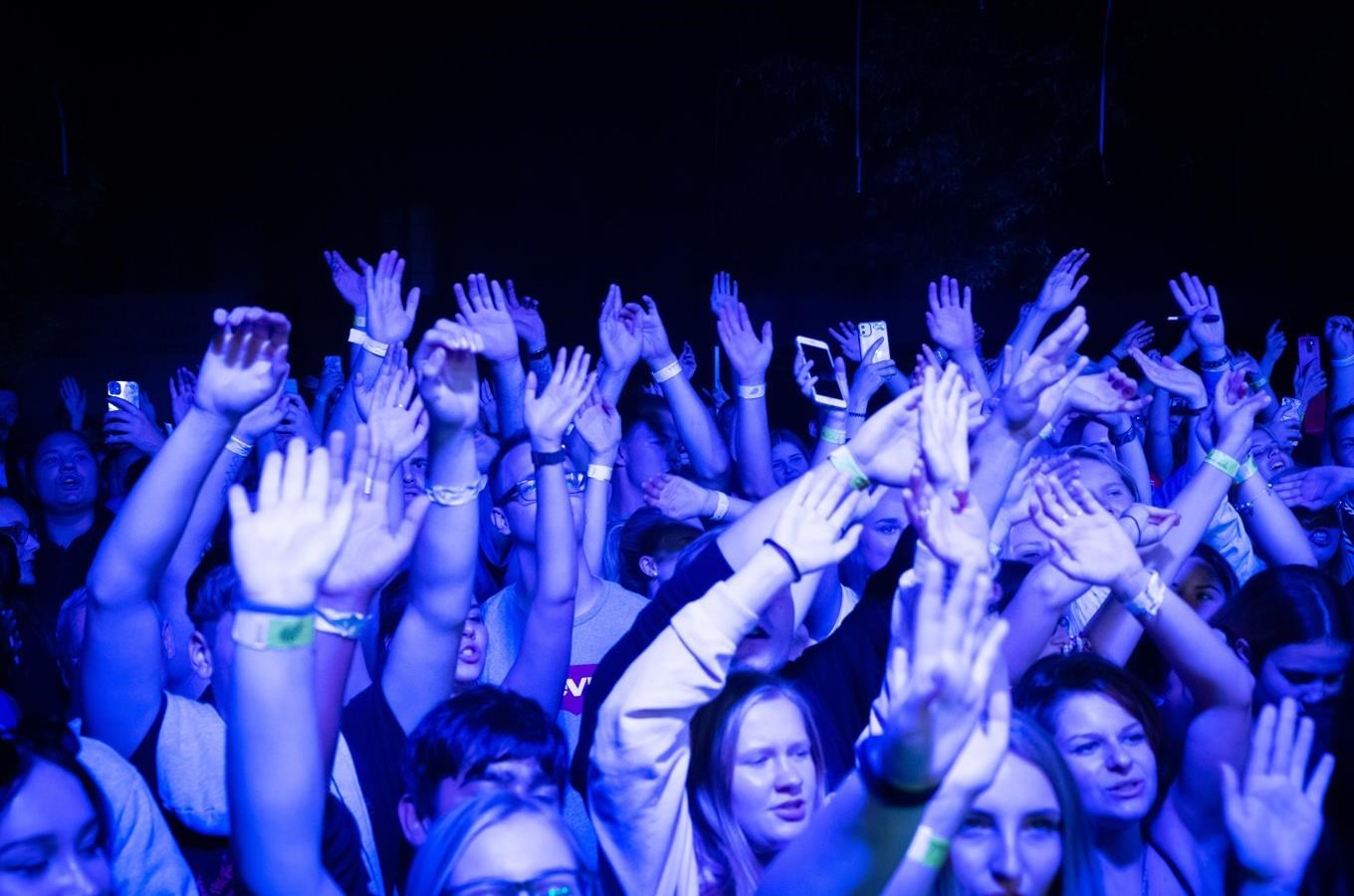 Na Třebívlické vinobraní letos Švestková dráha přiveze i Pokáče a Chinaski