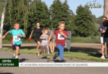 ÚŠTĚK: 42. ročník Běhu kolem jezera Chmelař hostil 142 závodníků