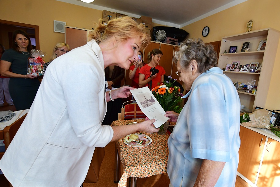Litoměřičanka Jiřina Hladíková oslavila sté narozeniny