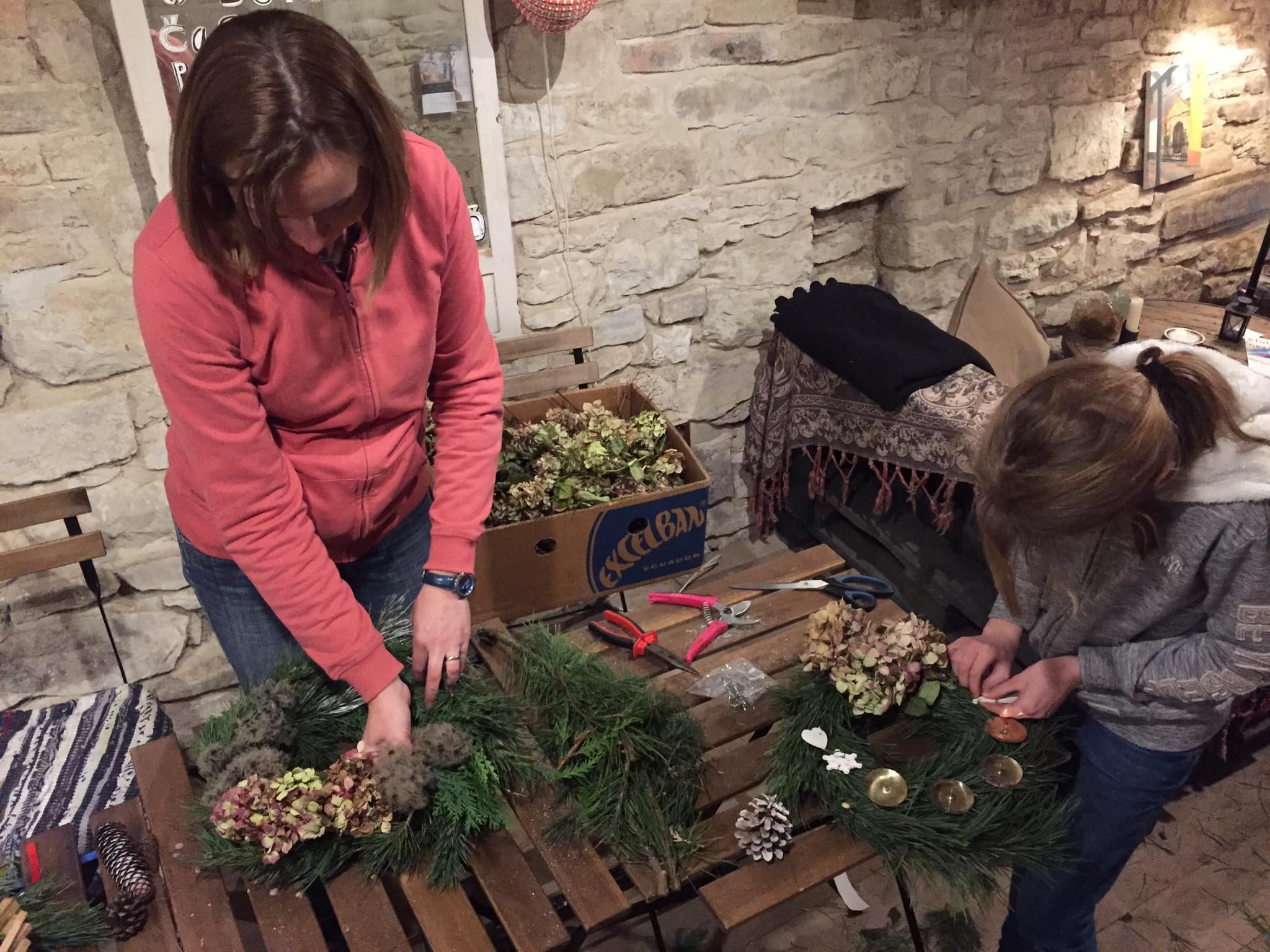 Vyrobte adventní věnec a podpořte tak dobrou věc!