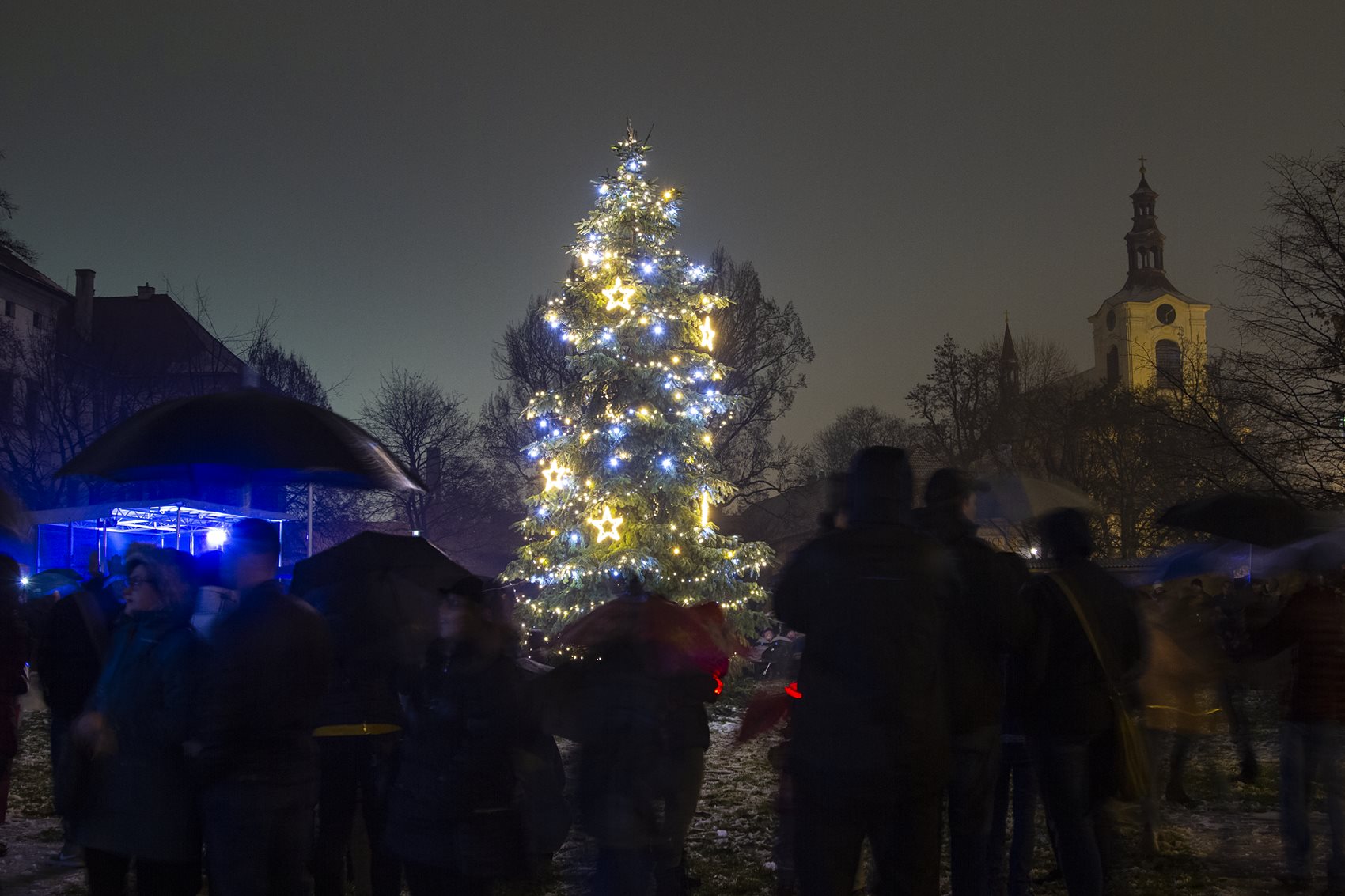Rozsvícení vánočního stromu v Lovosicích bude i s nadílkou dětem