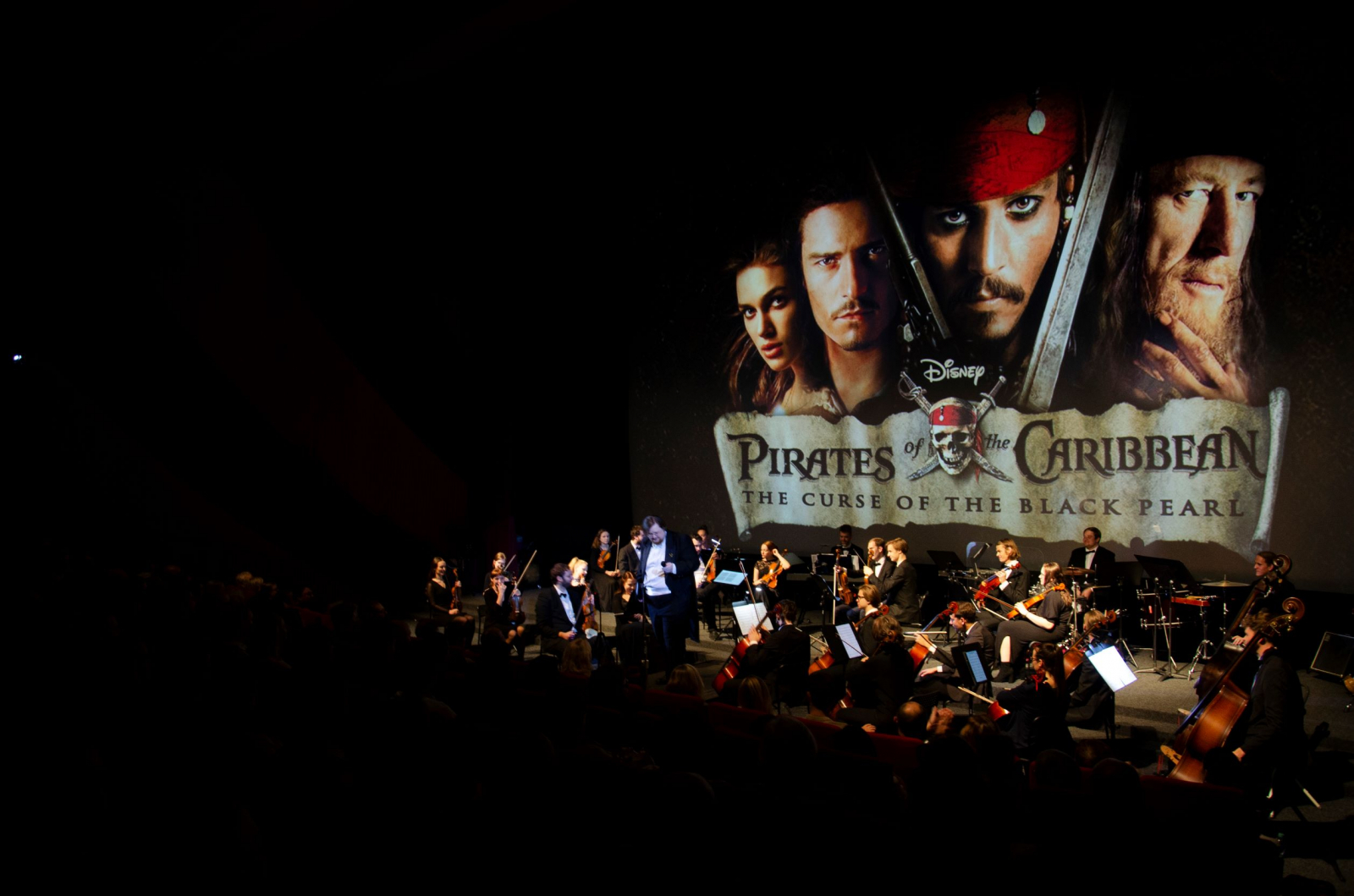 Smyčce Pražského filmového orchestru opět v kině Máj