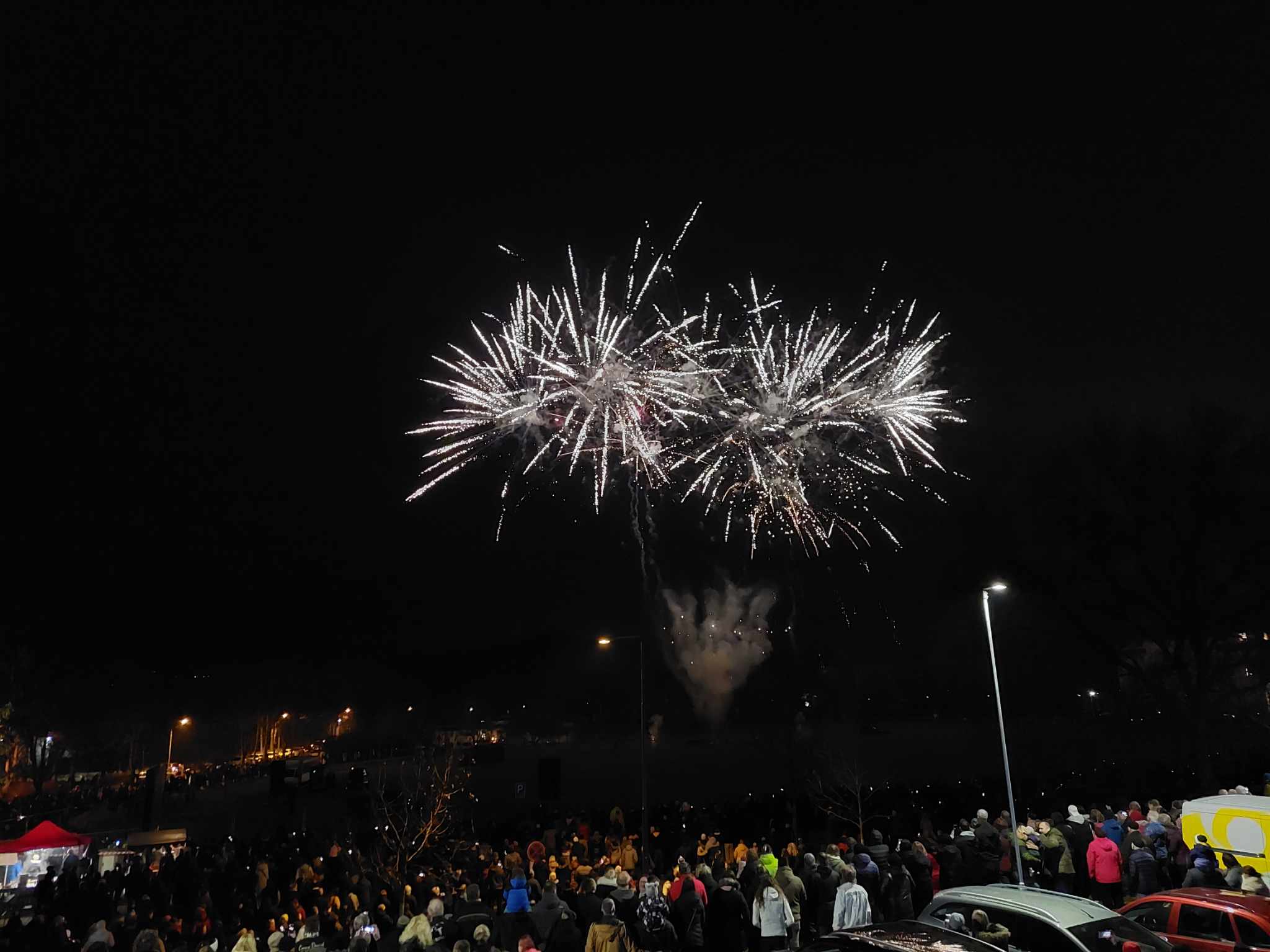 FOTOGALERIE: Silvestrovský ohňostroj v Lovosicích