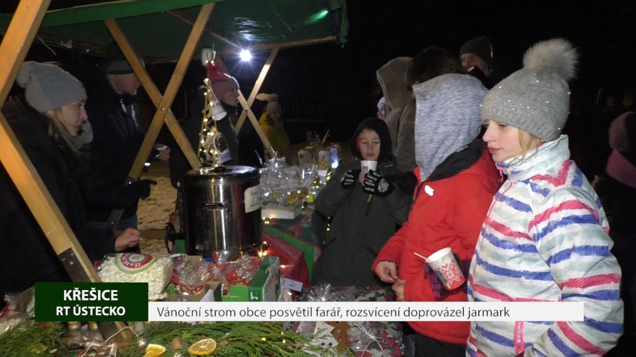 KŘEŠICE: Vánoční strom obce posvětil farář, rozsvícení doprovázel jarmark