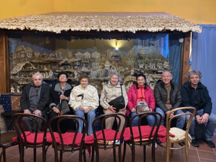 B2DD983E-5B74-47DD-AF8F-DA5AB3A7C1E7