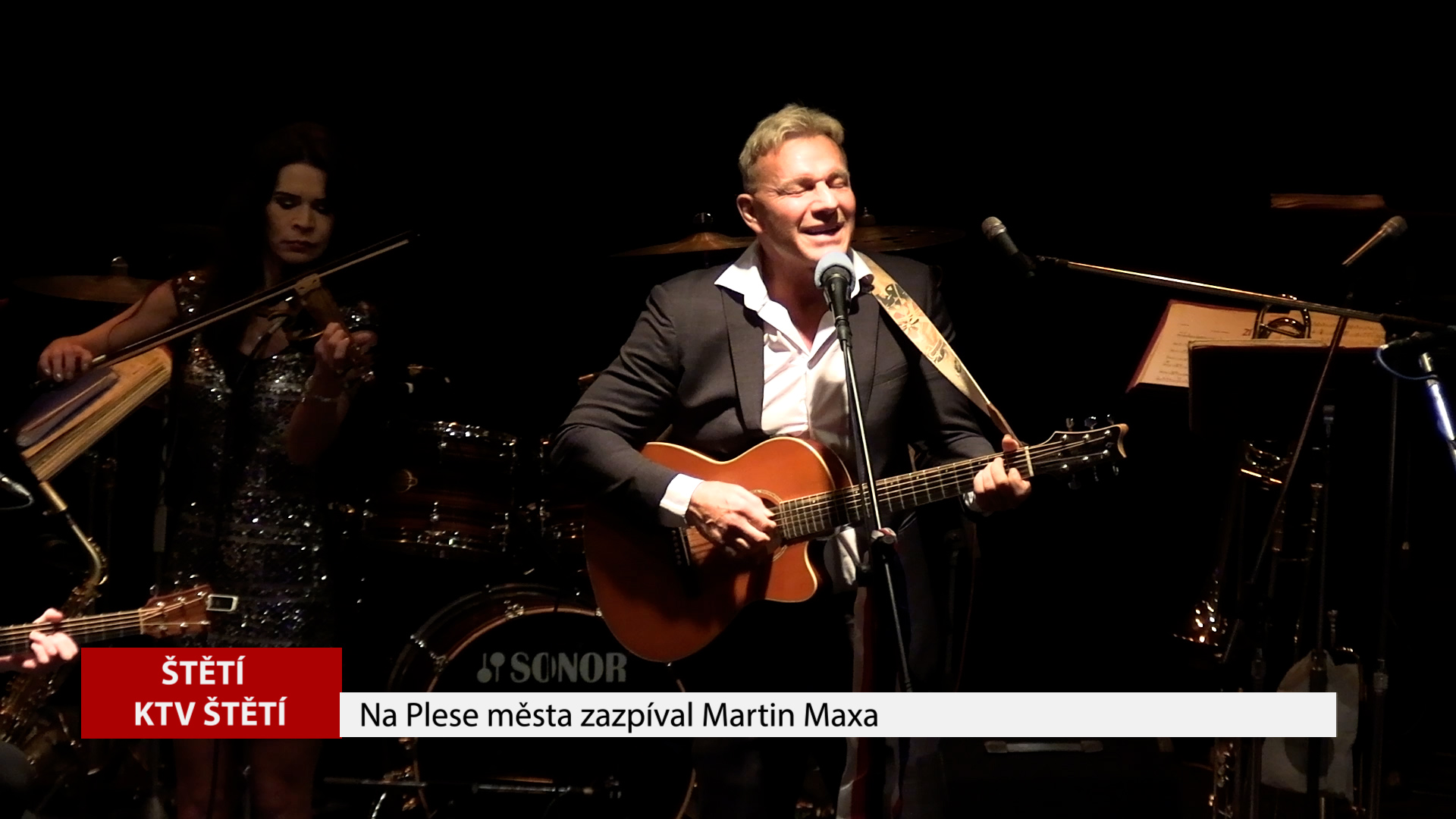 ŠTĚTÍ: Na Plese města zazpíval Martin Maxa