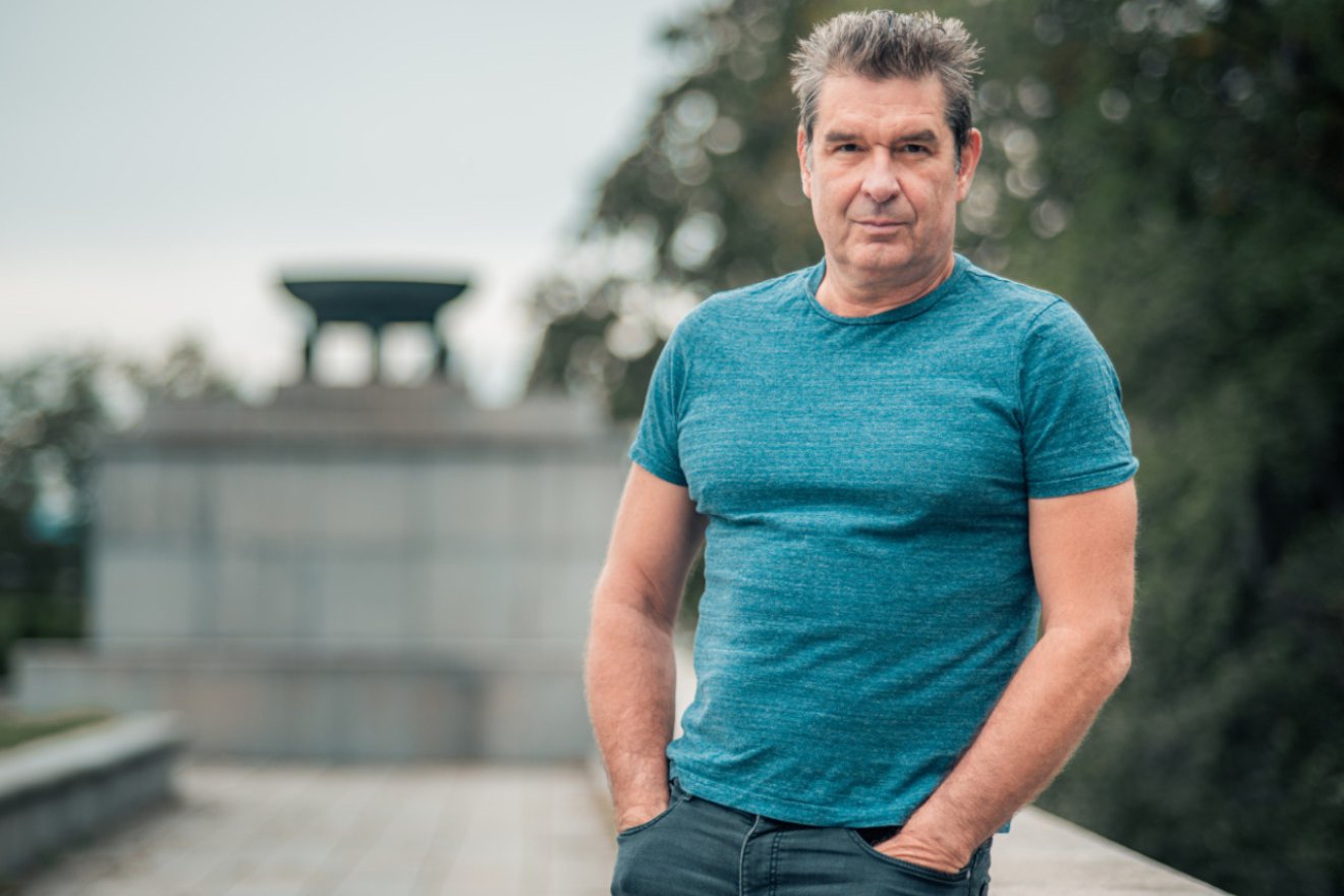 Novinář a spisovatel Tomáš Etzler bude mít besedu v Lovosicích