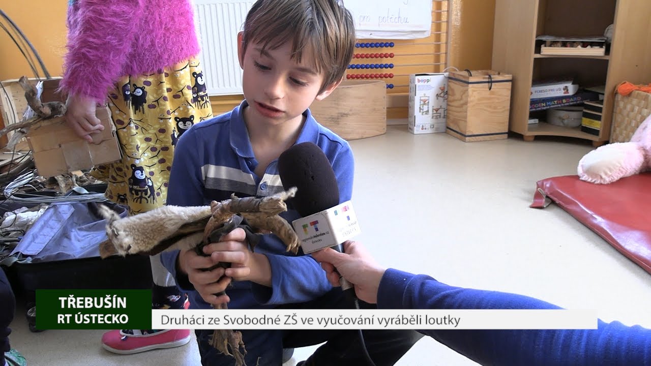 TŘEBUŠÍN: Druháci ze Svobodné ZŠ ve vyučování vyráběli loutky