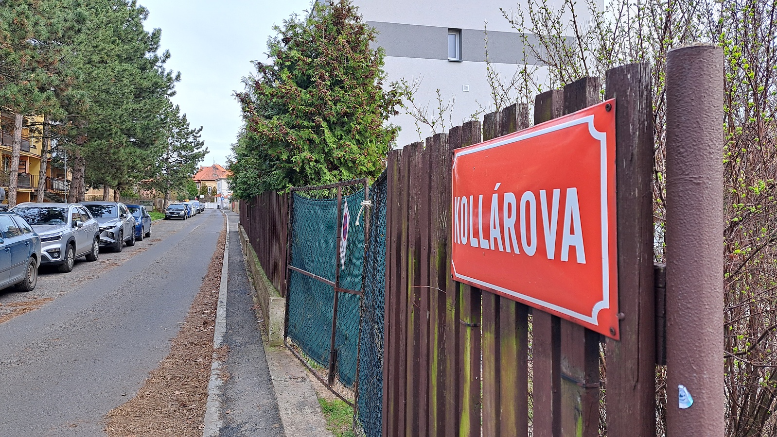 Další jednosměrky zklidní dopravu. Vzniknou nová parkovací místa