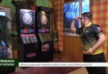 TŘEBENICE: Město podporuje místního šipkaře, který vyhrál Mistrovství ČR