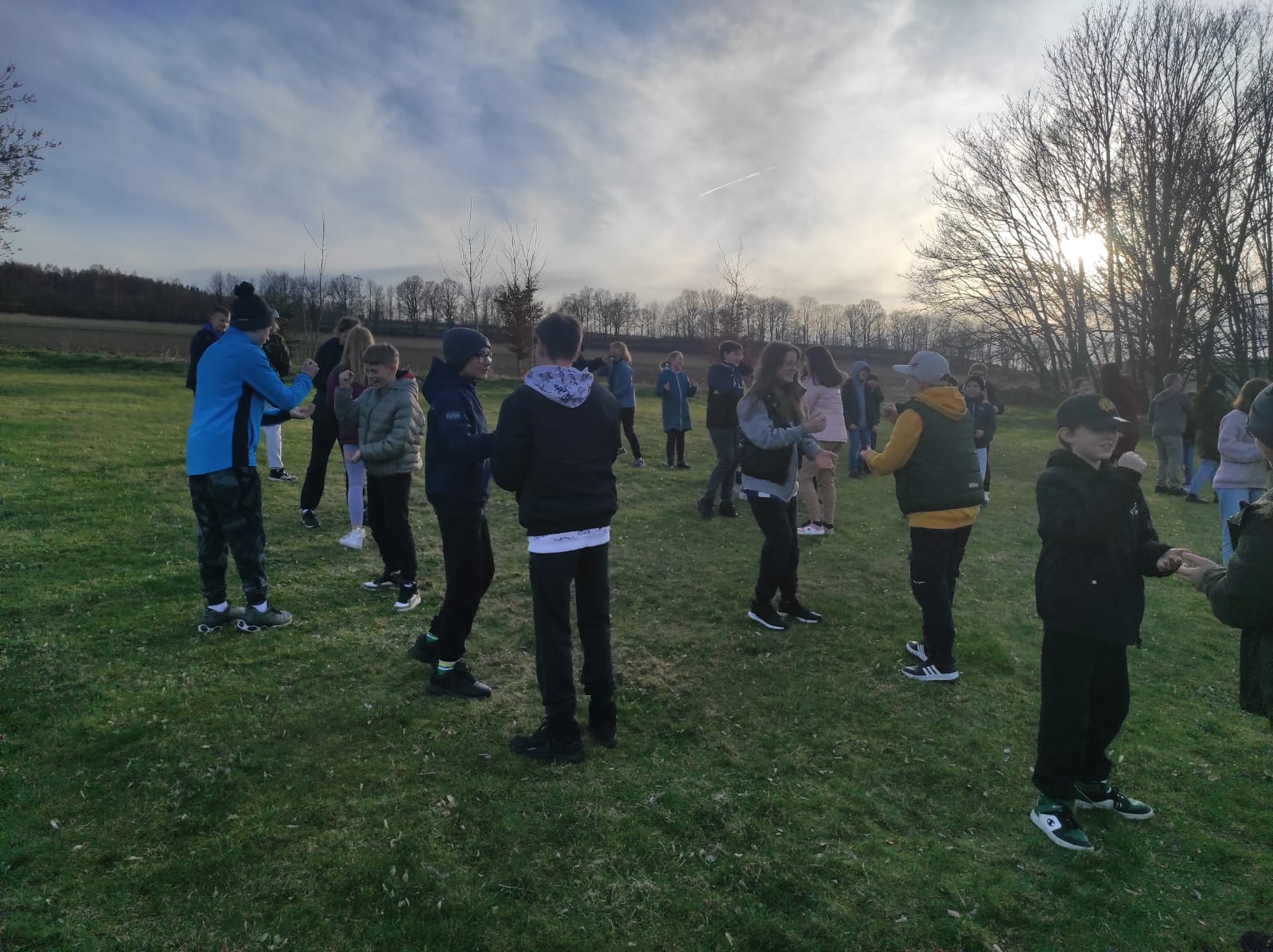 ZŠ Lingua Universal a její žáci v Bahratalu