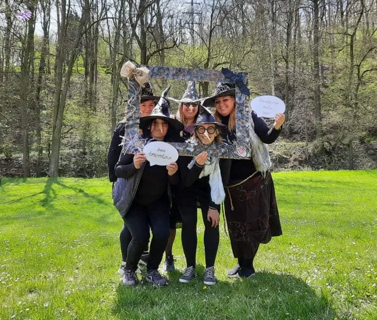 ZŠ Antonína Baráka láká veřejnost na „Čarodějnickou stezku“