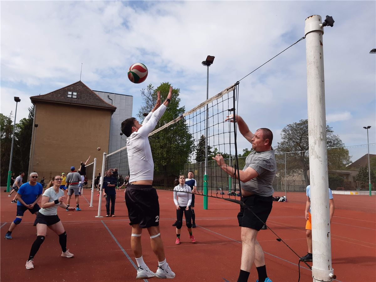 Májový benefiční volejbal pro hospic se blíží