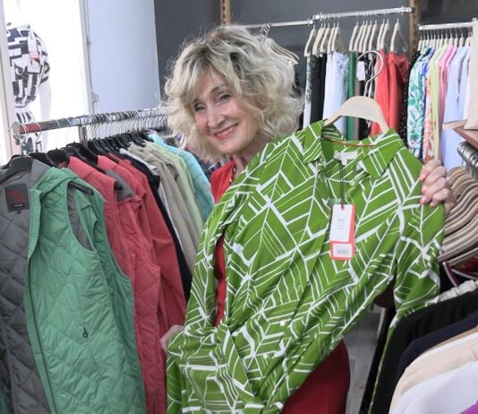 LITOMĚŘICE: Co na sebe na jaře? Zuzana Bubílková jako modelka v butiku OLALA (reklama)