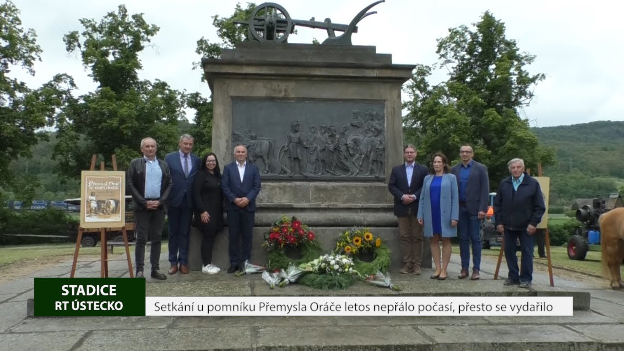 STADICE: Setkání u pomníku Přemysla Oráče letos nepřálo počasí, přesto se vydařilo