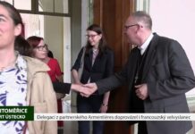 LITOMĚŘICE: Delegaci z partnerského Armentières doprovázel i francouzský velvyslanec