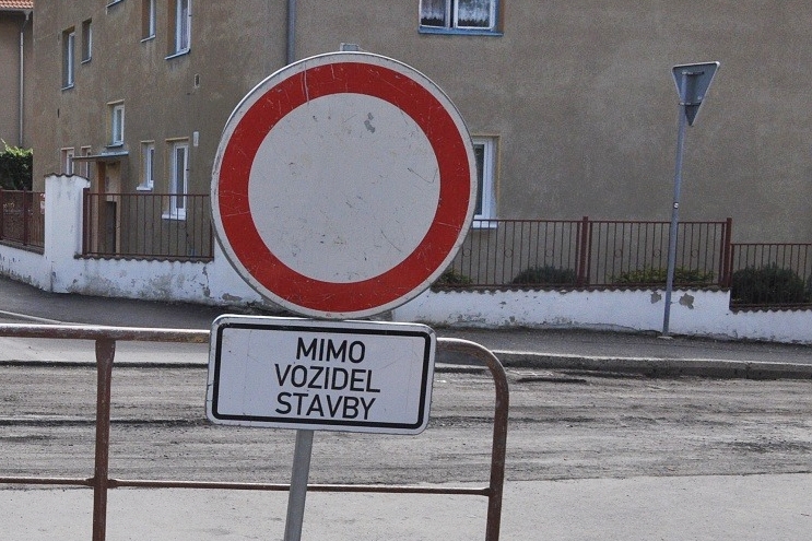 Oprava plynovodu zkomplikuje dopravu nad pokratickými závorami