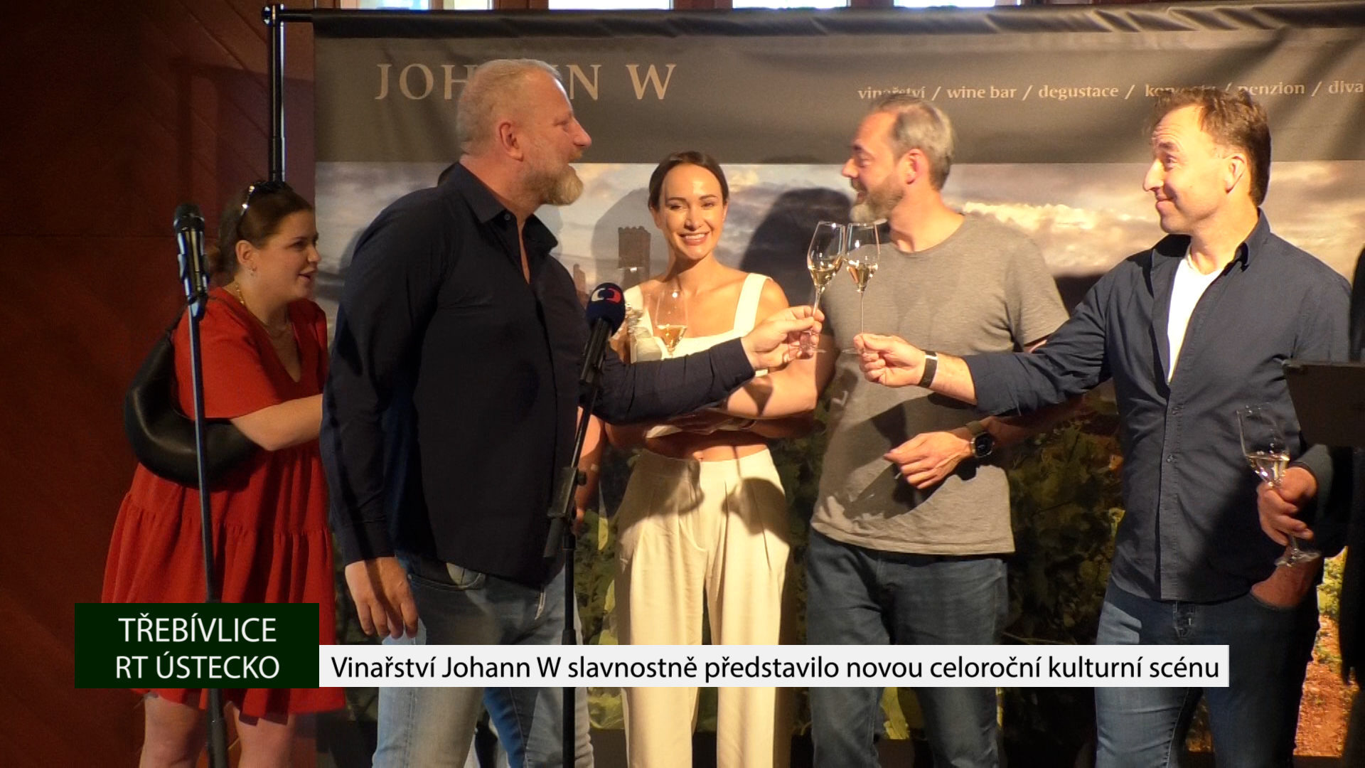 TŘEBÍVLICE: Vinařství Johann W slavnostně představilo novou celoroční kulturní scénu