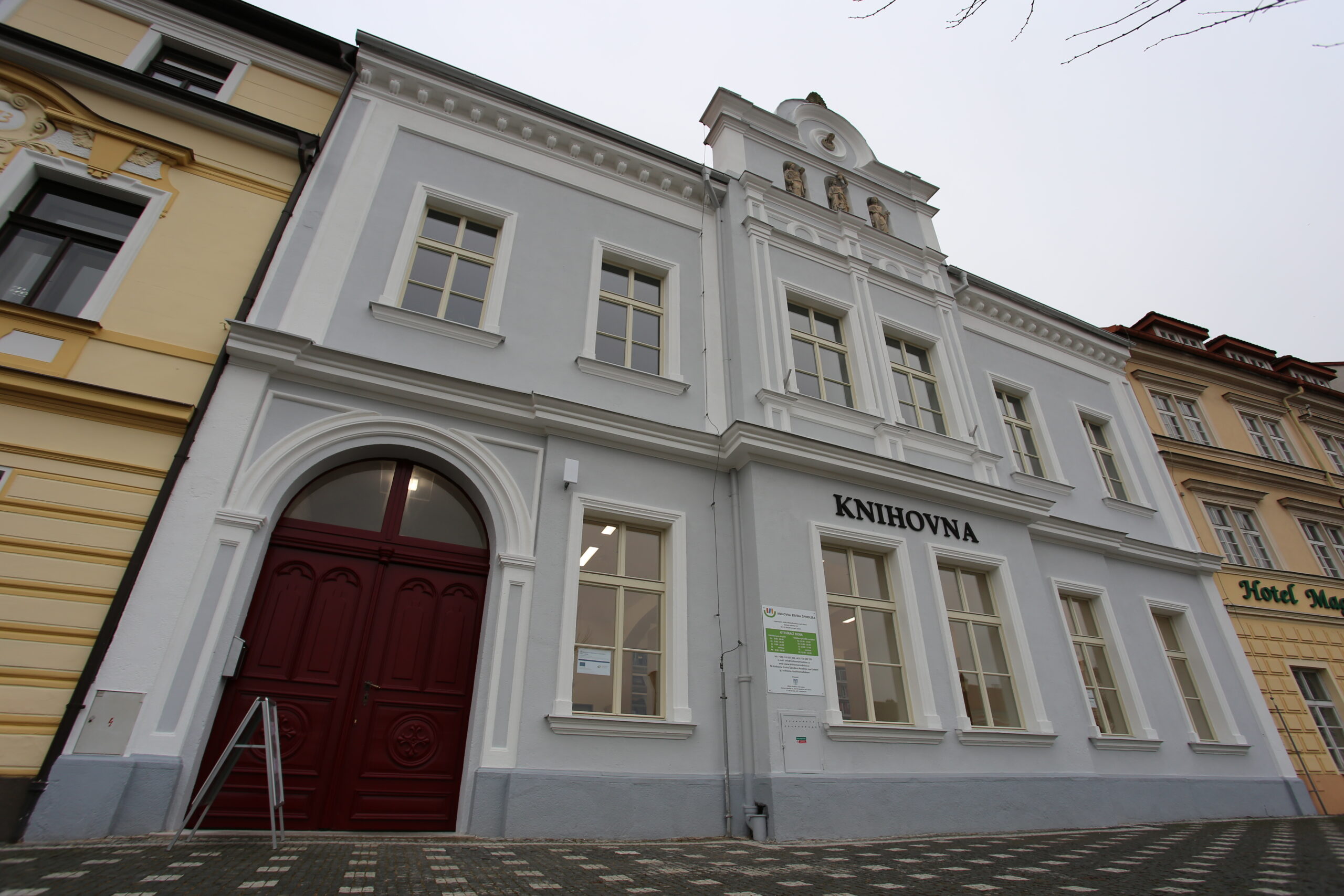 Volná místa: Knihovník/pracovník dětského oddělení v Knihovně Ervína Špindlera