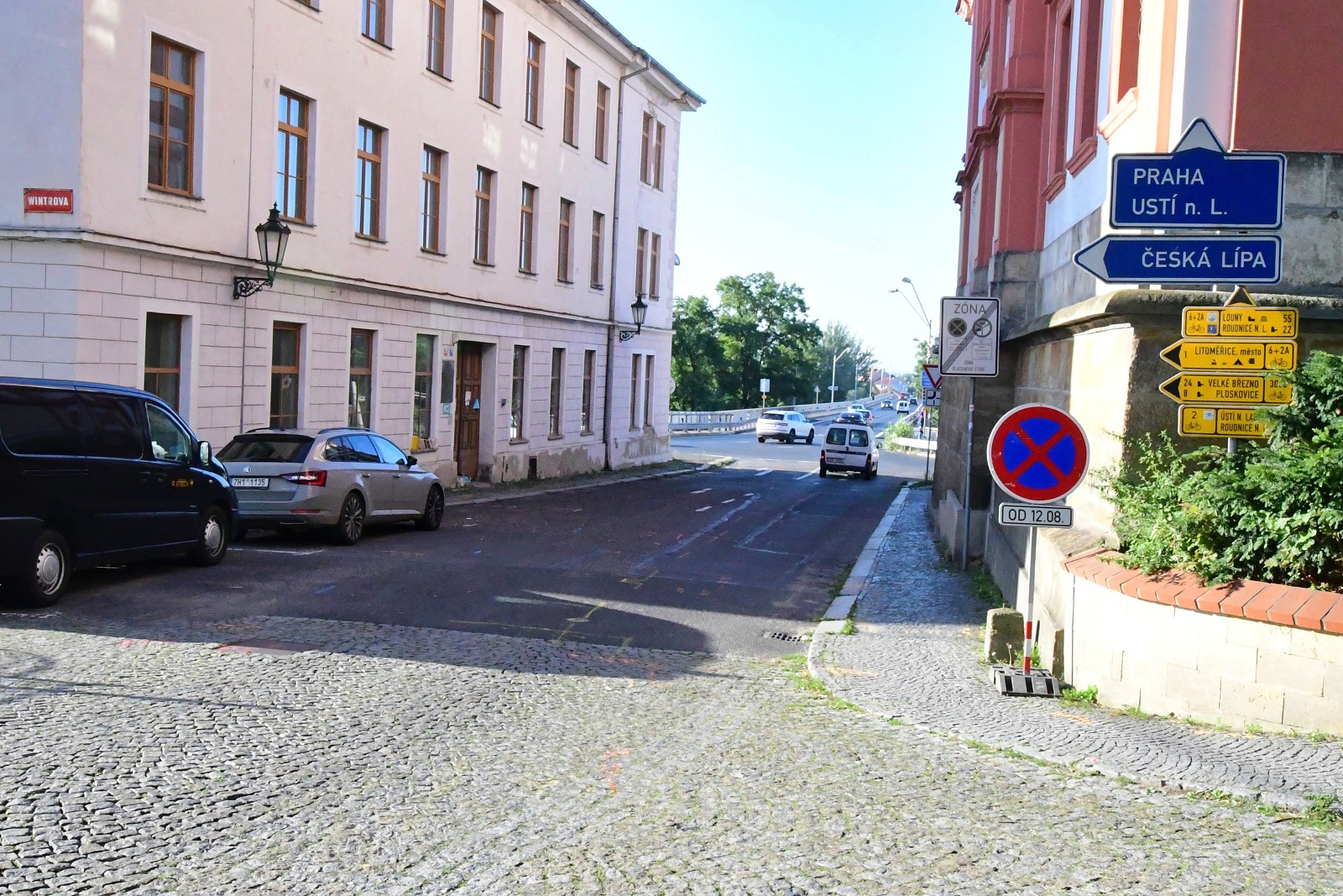 Práce na rekonstrukci vodovodu uzavřou část Mostecké ulice